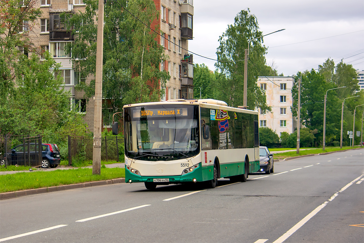 Sint-Petersburg, Volgabus-5270.00 # 5592
