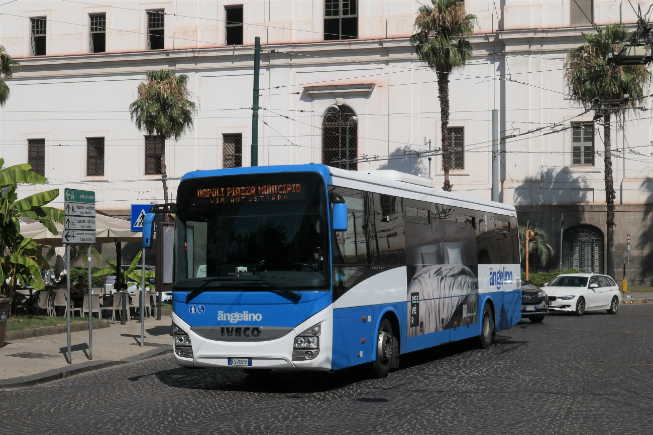 Naples, IVECO Crossway Line 12M # FS-708MT