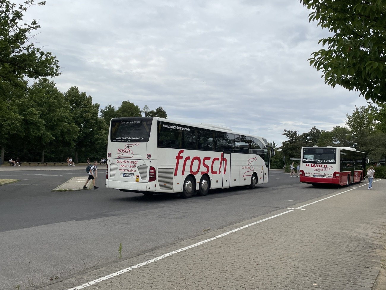 Haßfurt, Mercedes-Benz Tourismo II 16RHD M/3 # HAS-FI 30