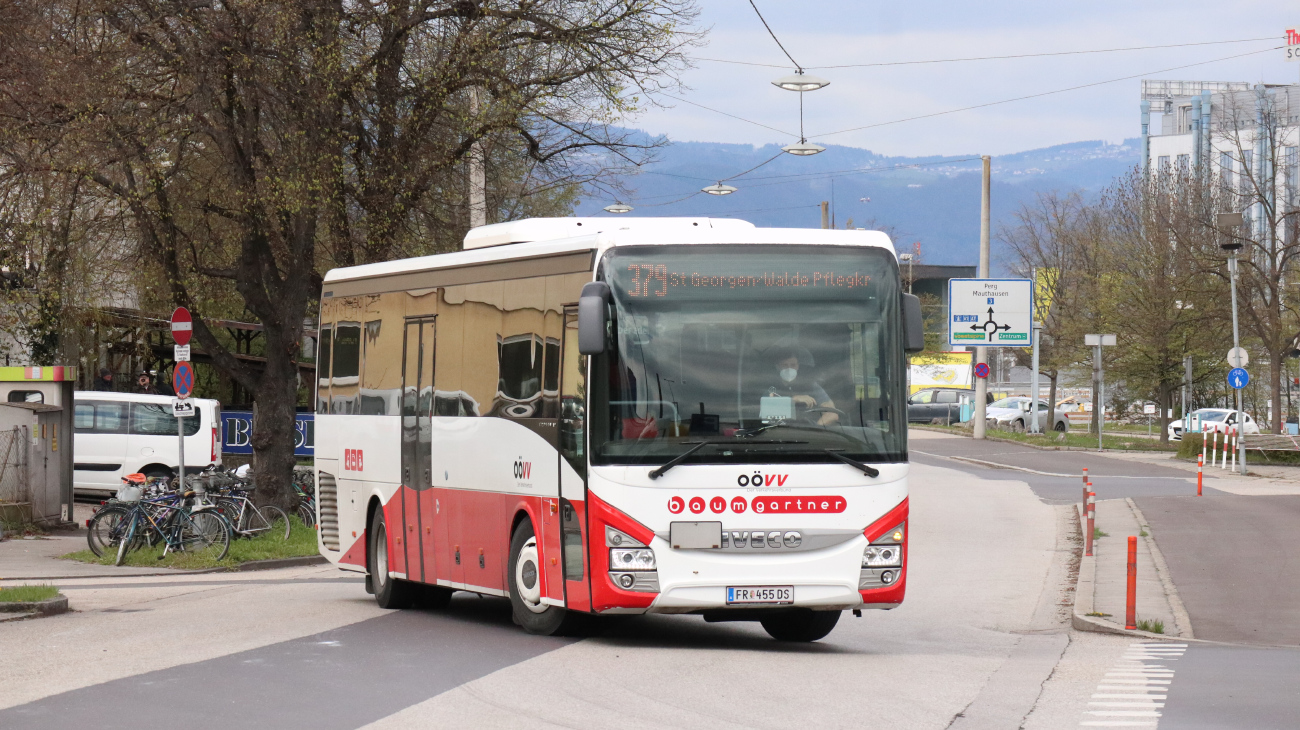 Freistadt, IVECO Crossway 12M # FR-455 DS