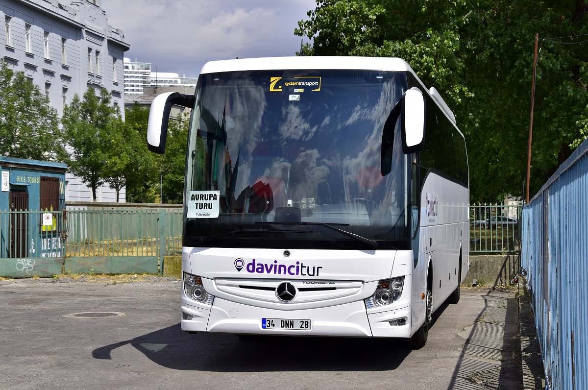 Istanbul, Mercedes-Benz Tourismo 16RHD-III M/2 # 34 DNN 28