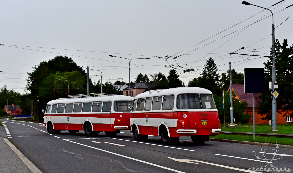 Острава, Škoda 706 RTO CAR № 247; Острава, Jelcz P01 № 1227