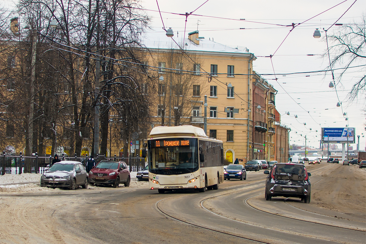 Saint Petersburg, Volgabus-5270.G0 # 7657