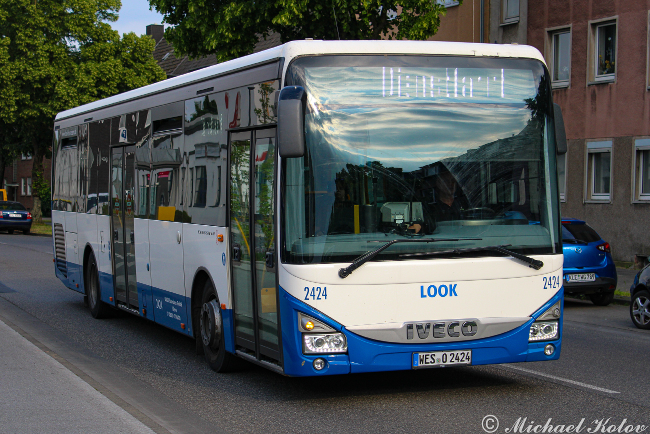 Kleve, IVECO Crossway LE 12M # 2424