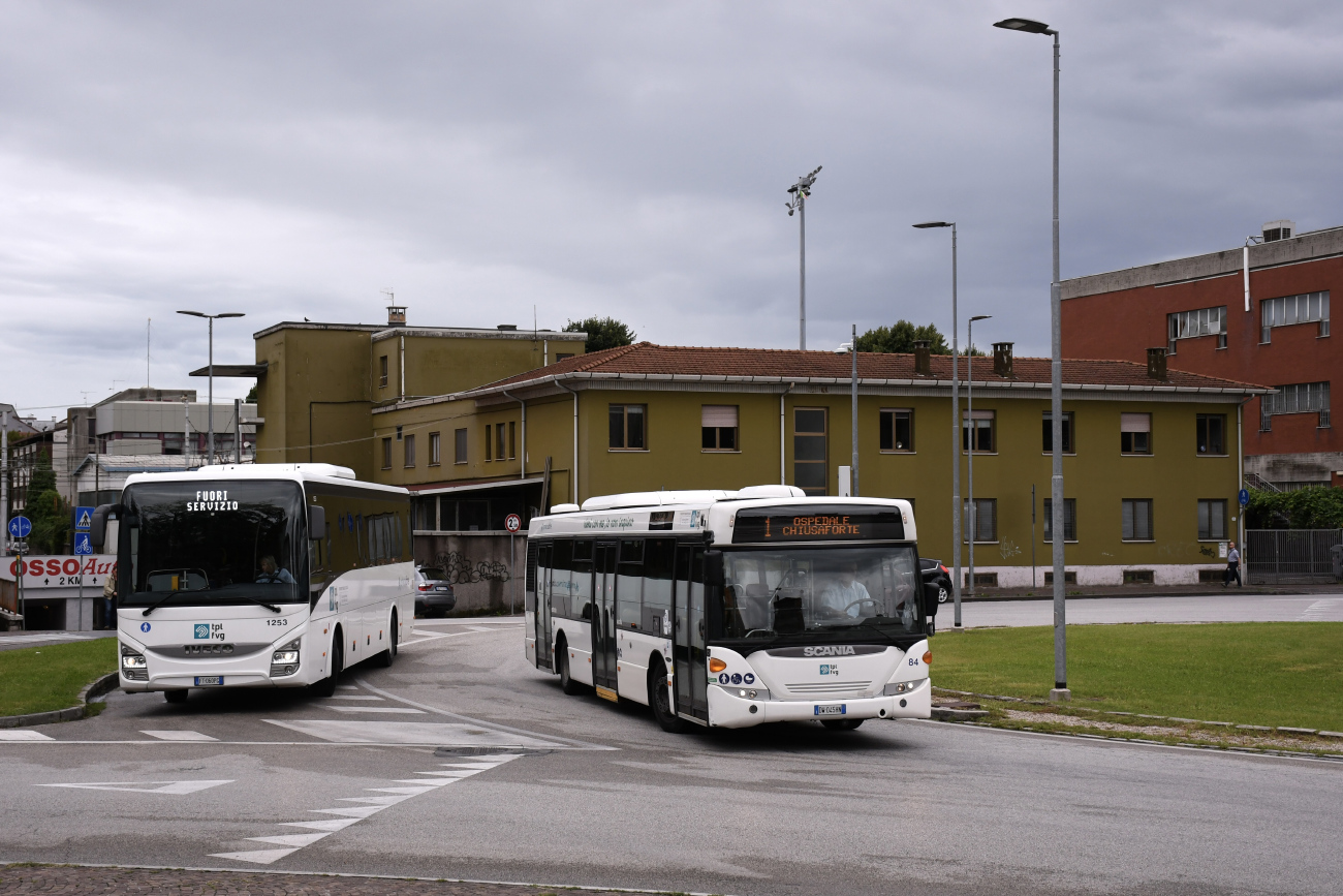 Udine, Scania OmniCity CN280UB 4x2EB # 84; Udine, IVECO Crossway PRO 12M # 1253