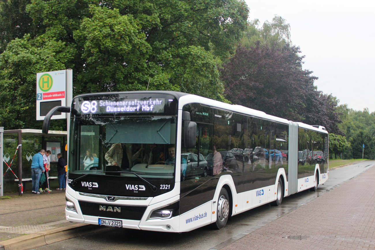 Düren, MAN 18C Lion's City NG360 EfficientHybrid # 2321