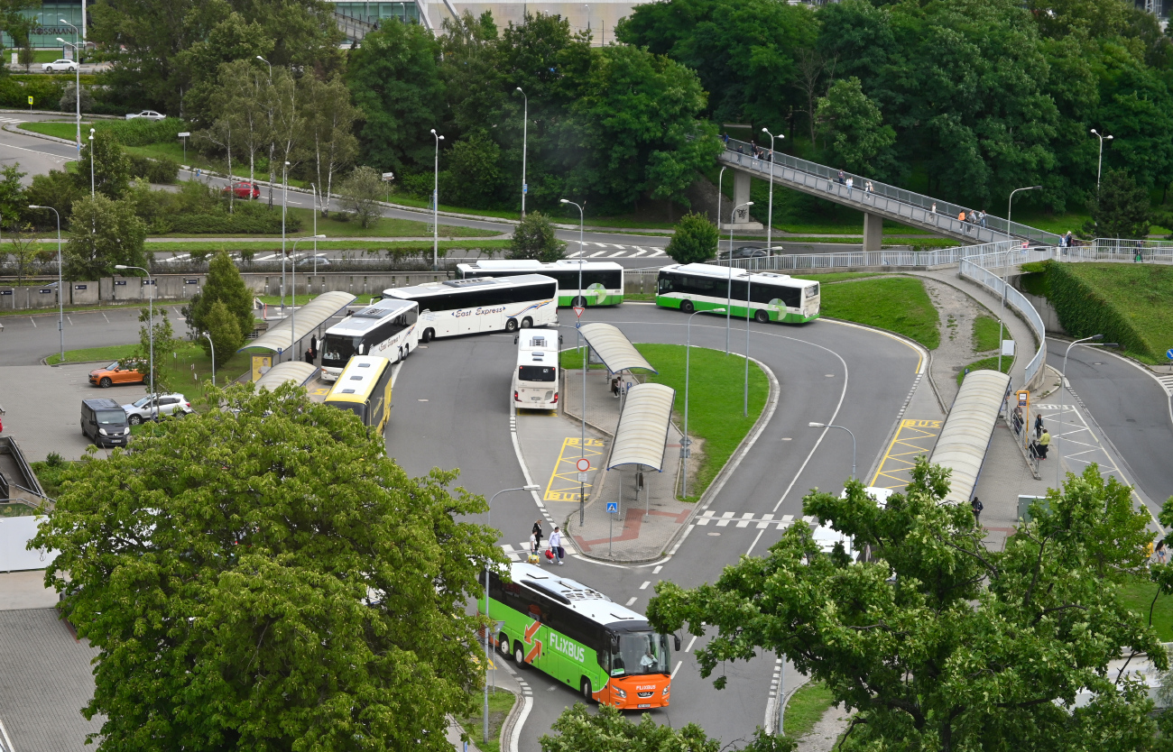 Острава — Автобусные линии и инфраструктура