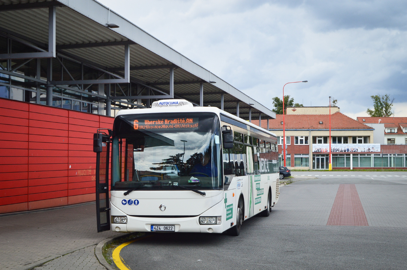 Uherské Hradiště, Irisbus Crossway LE 12M # 4Z4 0622