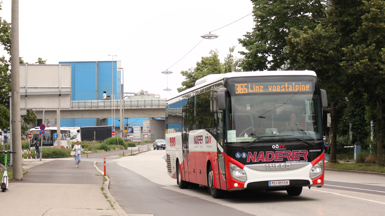 Perg, IVECO Evadys 12M # PE-951 EH