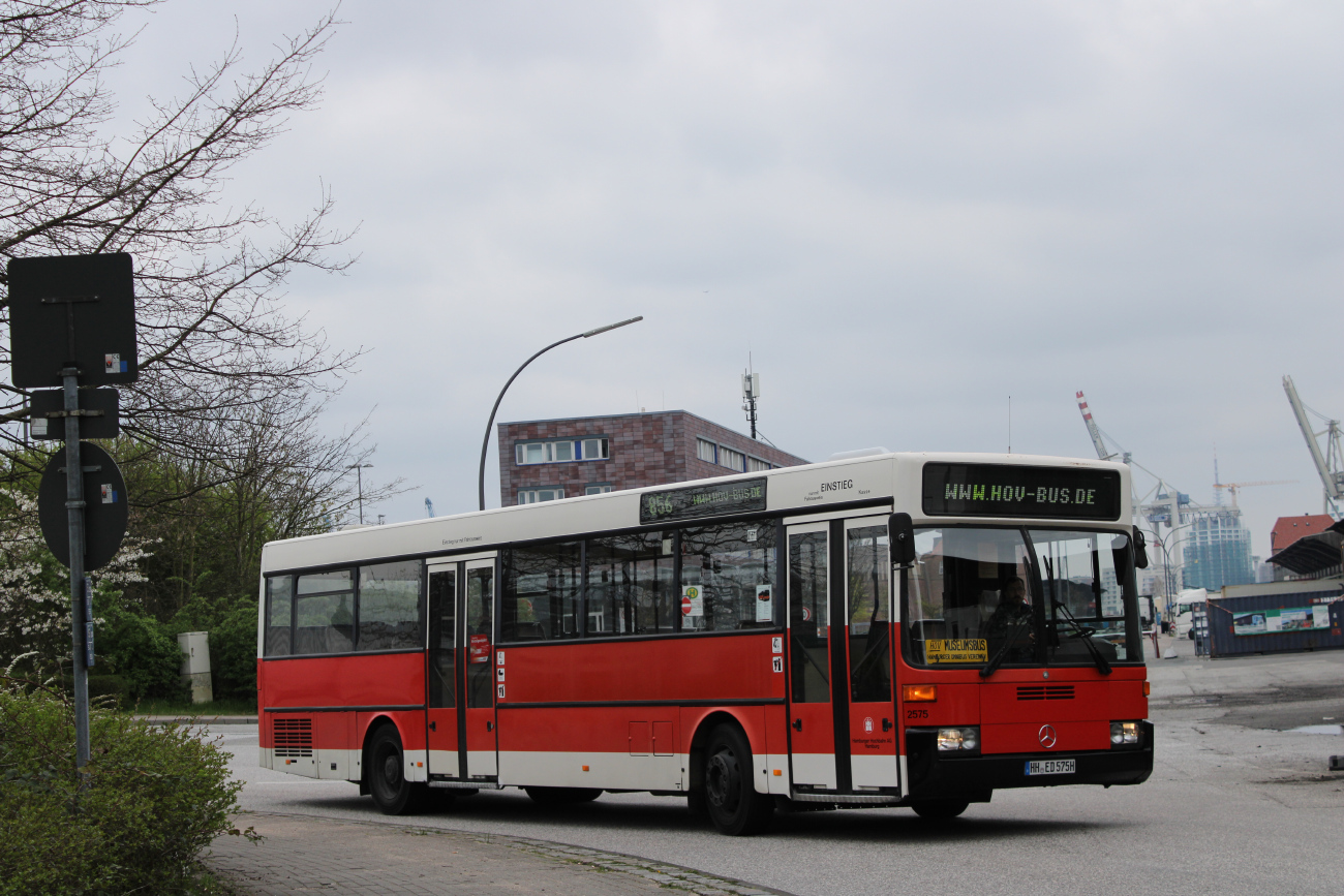 Hamburg, Mercedes-Benz O405 # 2575