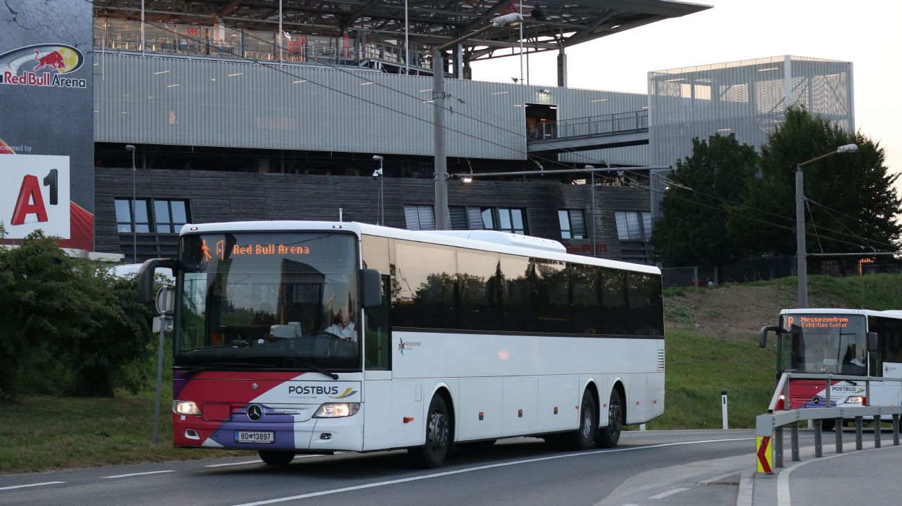 Salzburg, Mercedes-Benz Integro II L # 13897