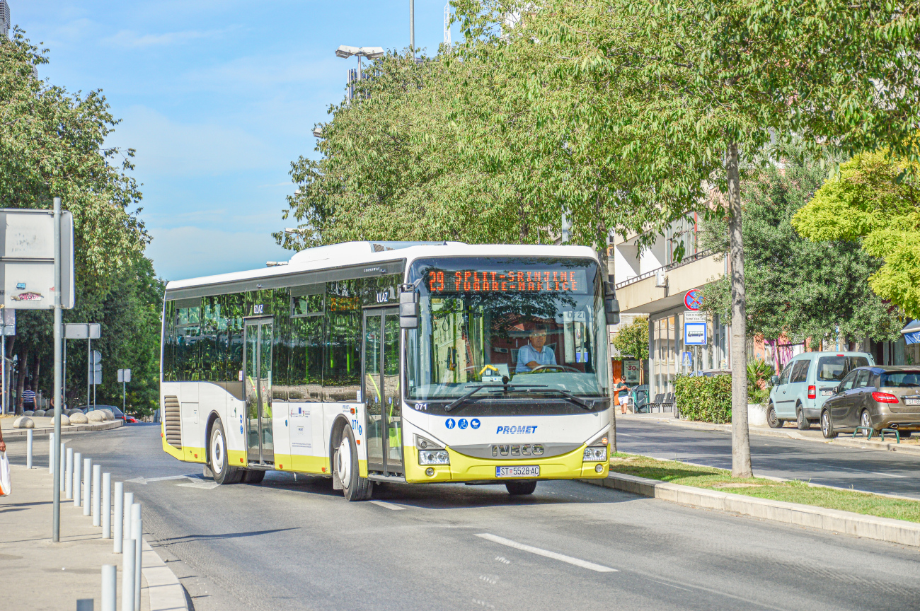 Split, IVECO Crossway LE 12M # 071