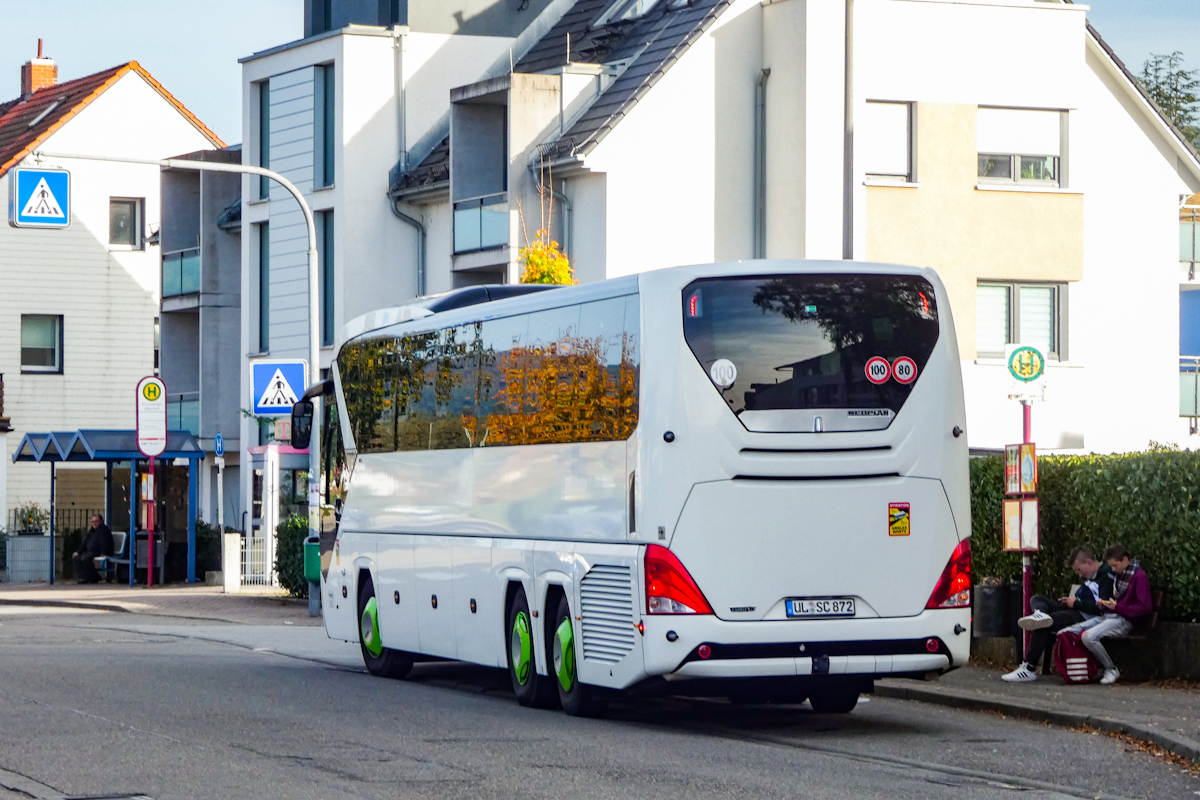 Ulm, Neoplan N2216/3SHDL Tourliner SHDL # UL-SC 872; Freiburg im Breisgau — SEV Höllentalbahn