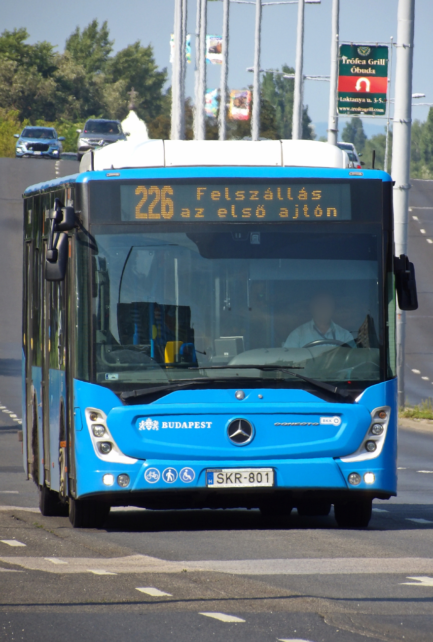 Budapesta, Mercedes-Benz Conecto III nr. SKR-801