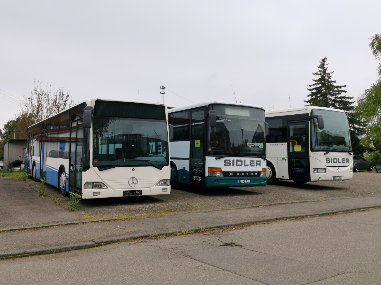 Ulm, Mercedes-Benz O530 Citaro č. ---; Balingen, Setra S315UL č. BL-HL 711; Balingen, Irisbus Crossway 12.8M č. BL-HL 350