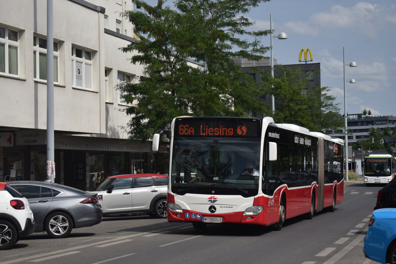 Wien, Mercedes-Benz Citaro C2 G # 8779