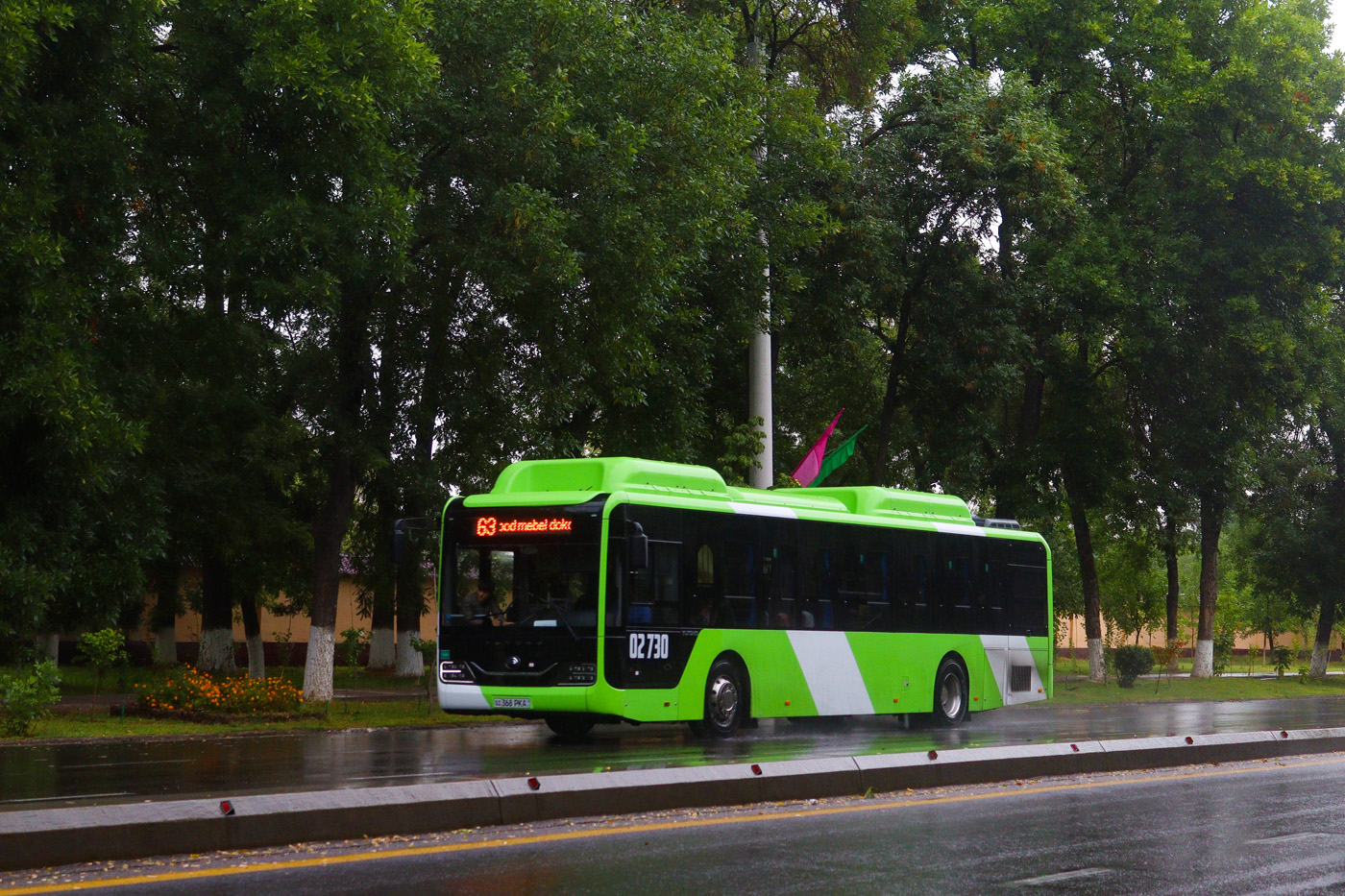Tashkent, Yutong ZK6126HG (CNG) # 02730