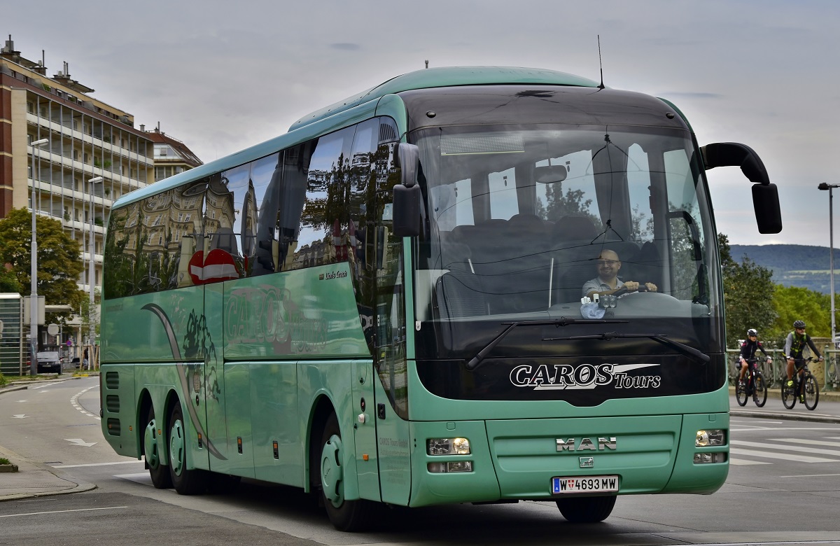 Bécs, MAN R09 Lion's Coach C №: W-4693 MW