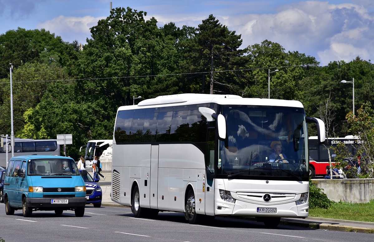 Cracow, Mercedes-Benz Tourismo 15RHD-III # KR 2GG02