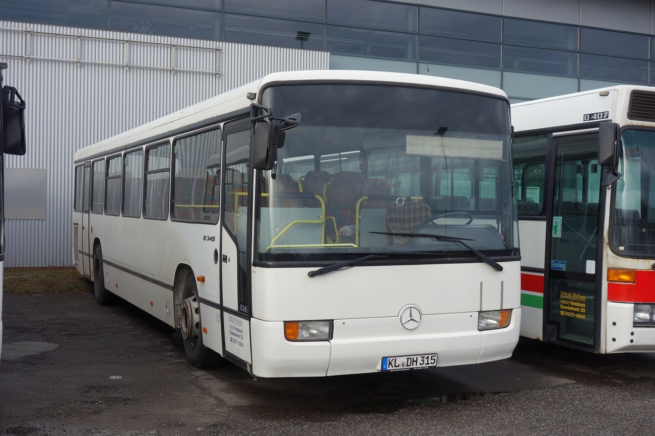 Kaiserslautern, Mercedes-Benz O345 Ü # KL-DH 315