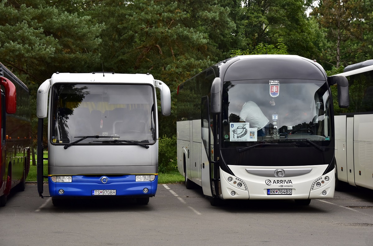Námestovo, Irisbus Iliade Nr. TS-970BH; Liptovský Mikuláš, Irisbus Magelys PRO 12M Nr. RK-764BS