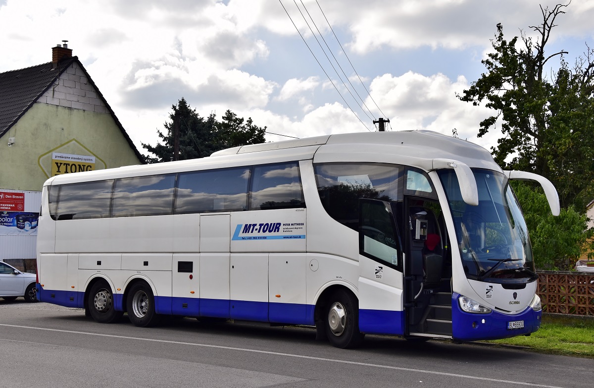 Bratislava, Irizar PB 13-3,7 # BL-669OG