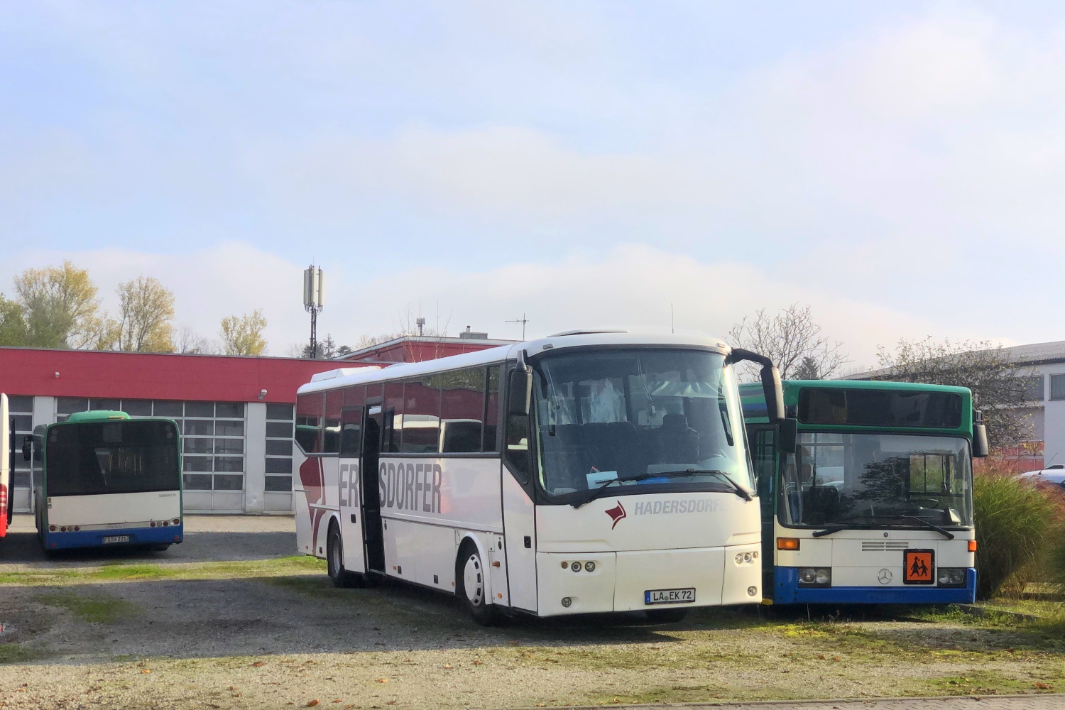 Freising, VDL Bova Futura # LA-EK 72; Freising, Mercedes-Benz O405N2 # M-KC 7915