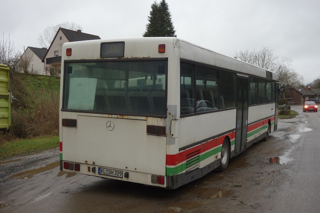 Kaiserslautern, Mercedes-Benz O407 No. KL-DH 329