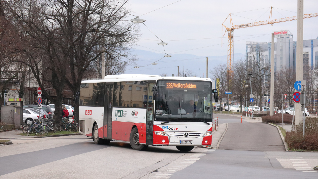 Linz-Land, Mercedes-Benz Intouro II # LL-WWT 40