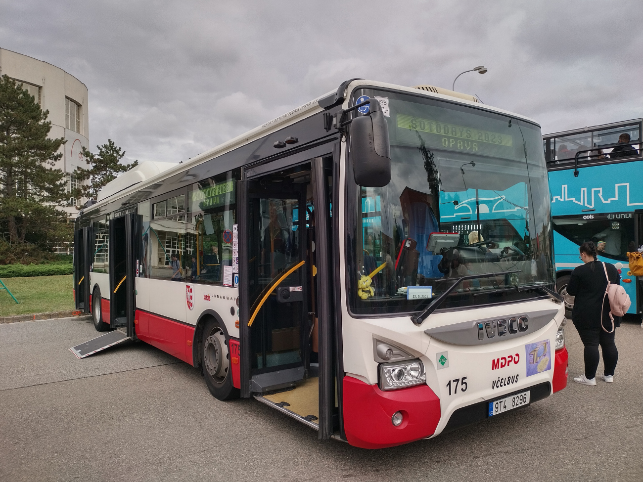 Opava, IVECO Urbanway 12M CNG # 175