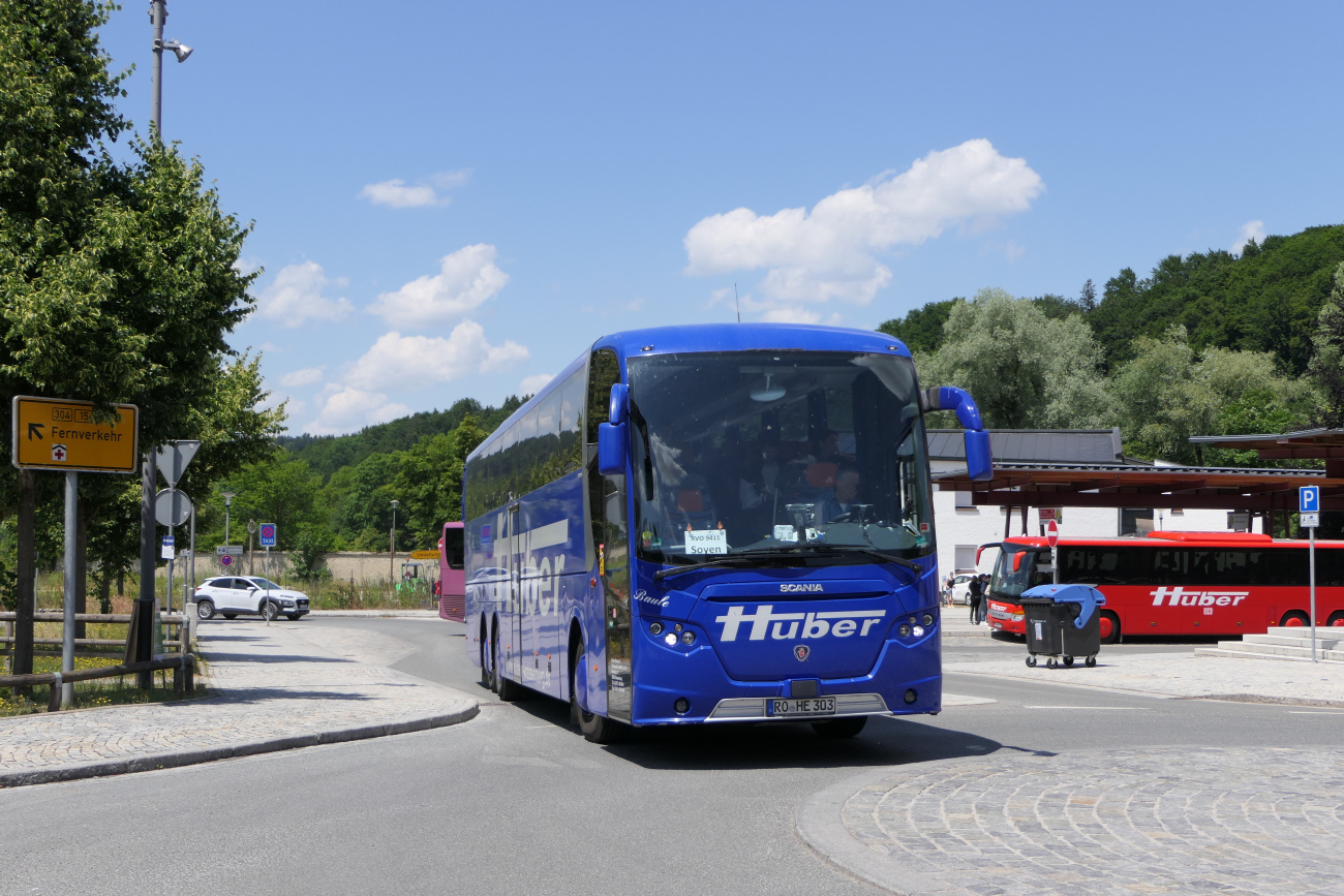 Rosenheim, Scania OmniExpress 360 # RO-HE 303
