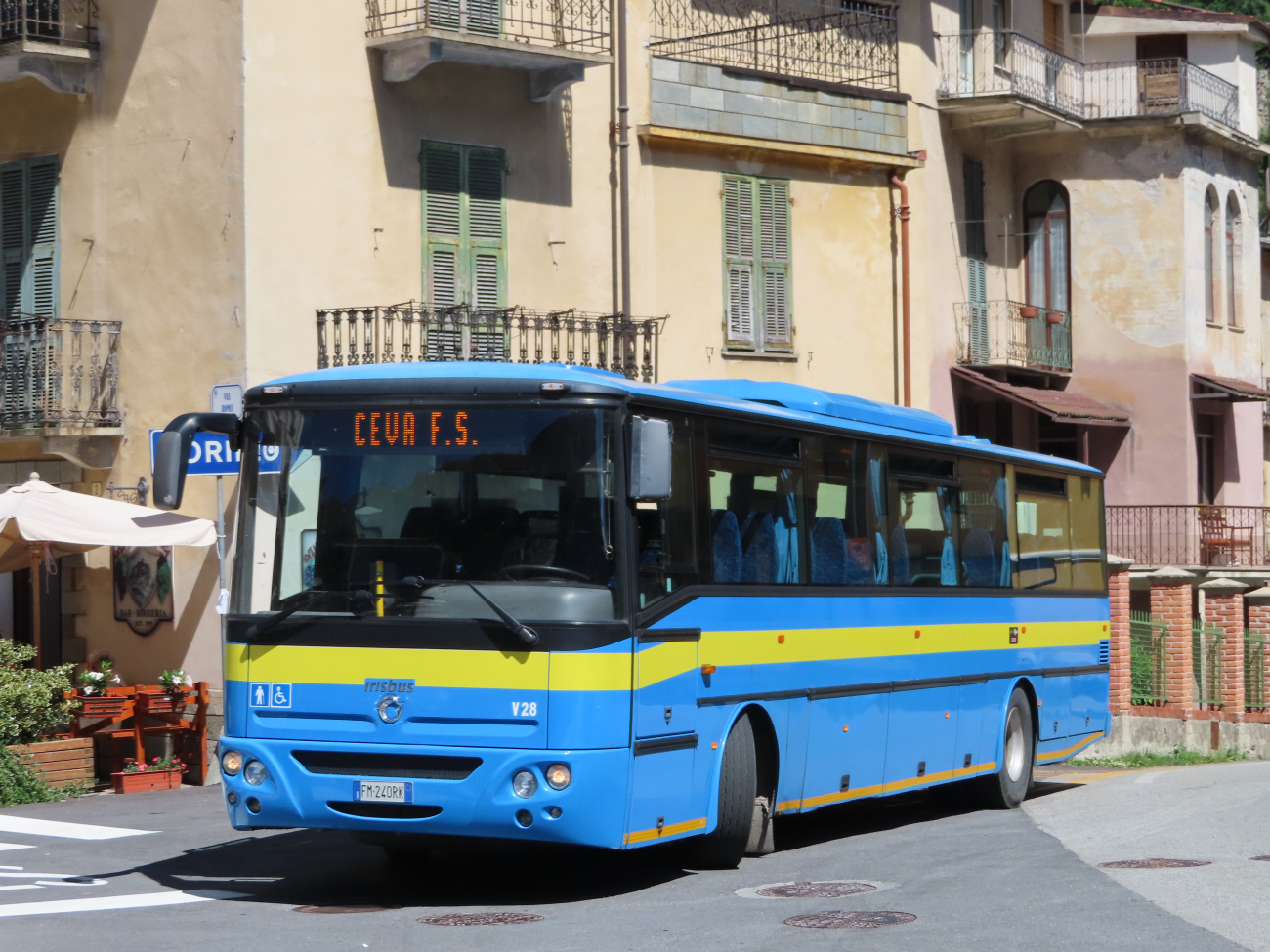 Cuneo, Irisbus Axer 12M # V28