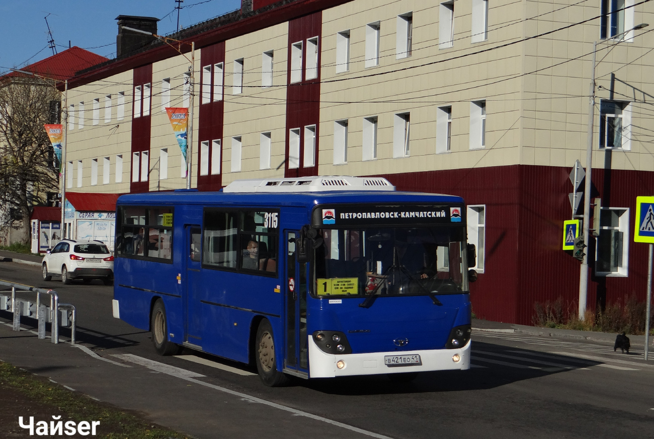 Petropavlovsk-Kamchatskiy, Daewoo BS106 Royal City # 3115