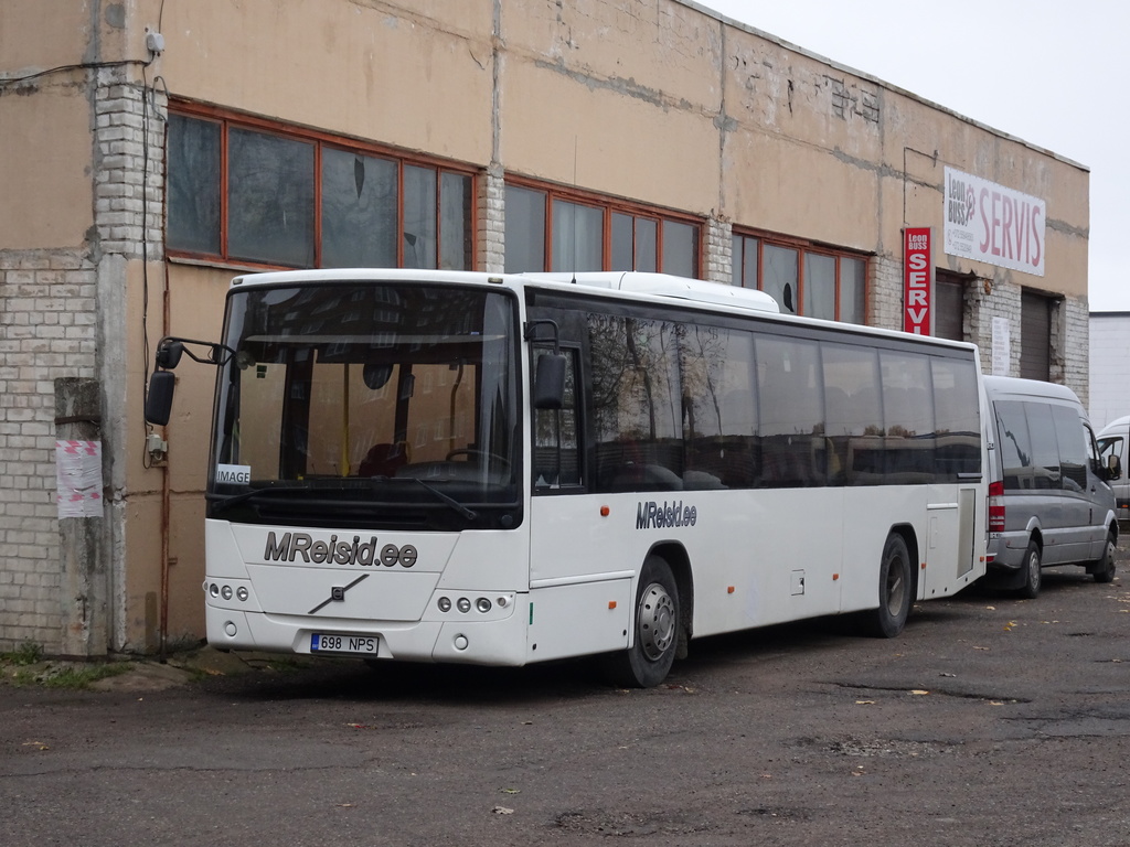 Narva, Volvo 8700LE # 698 NPS