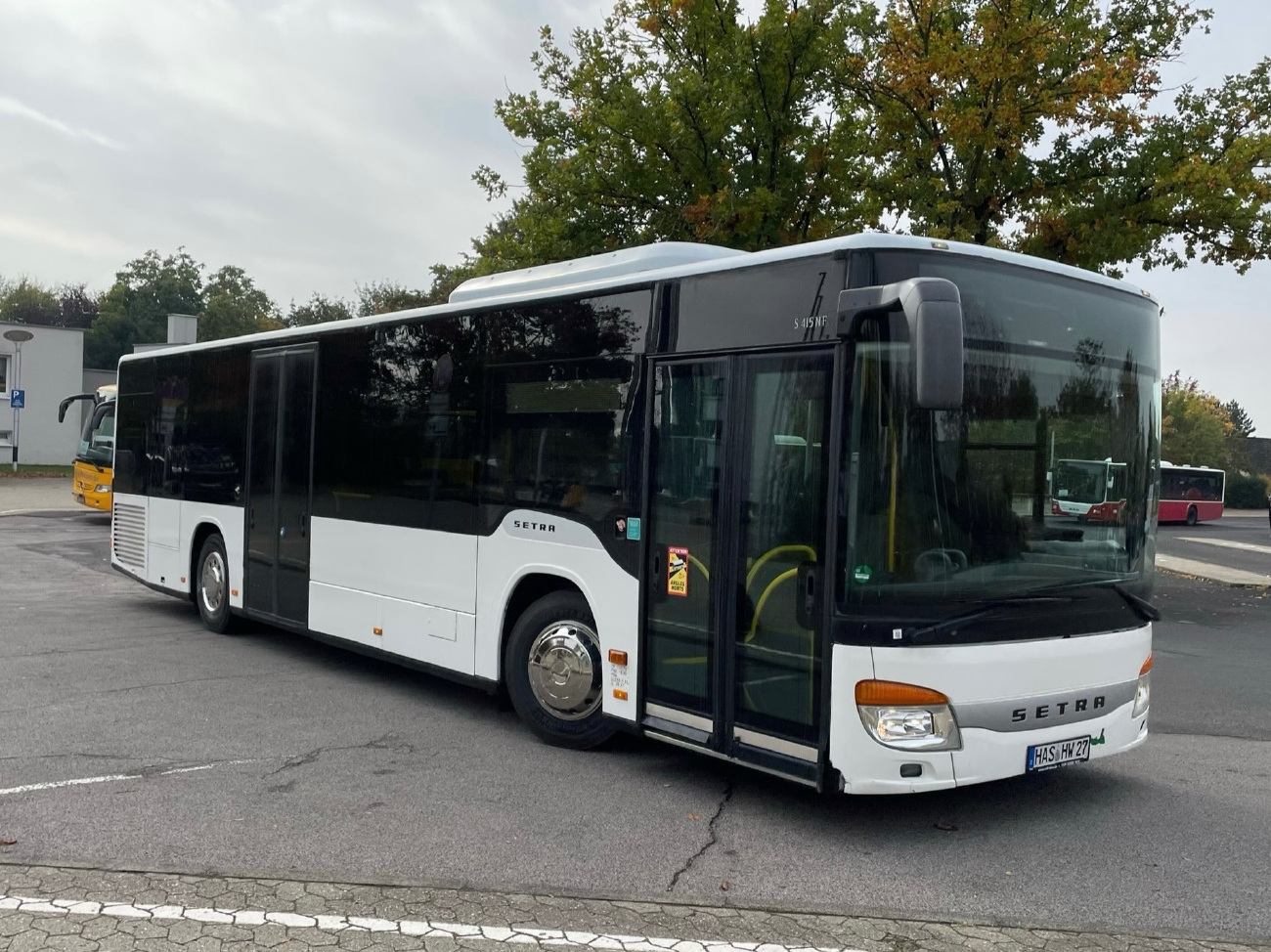Haßfurt, Setra S415NF # HAS-HW 27; Haßfurt — Linienbündel 3 — Will Reisen