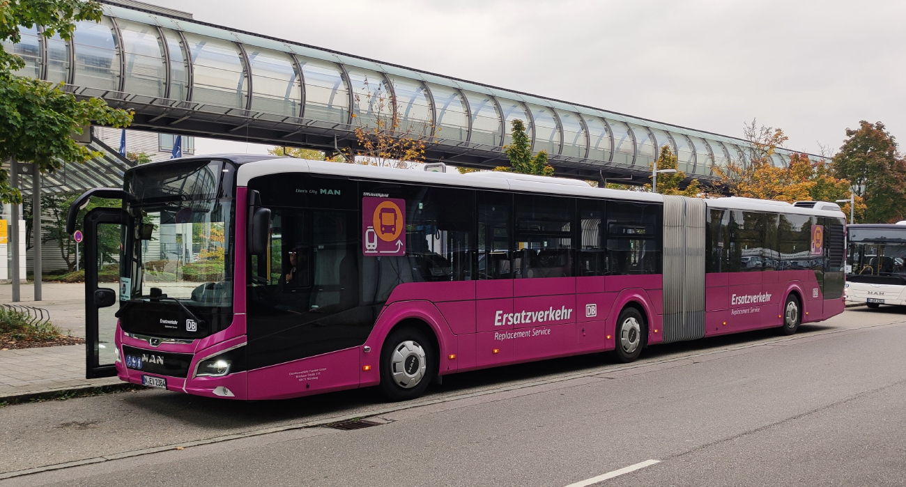 Nuremberg, MAN 18C Lion's City NG360 EfficientHybrid # N-EV 2384