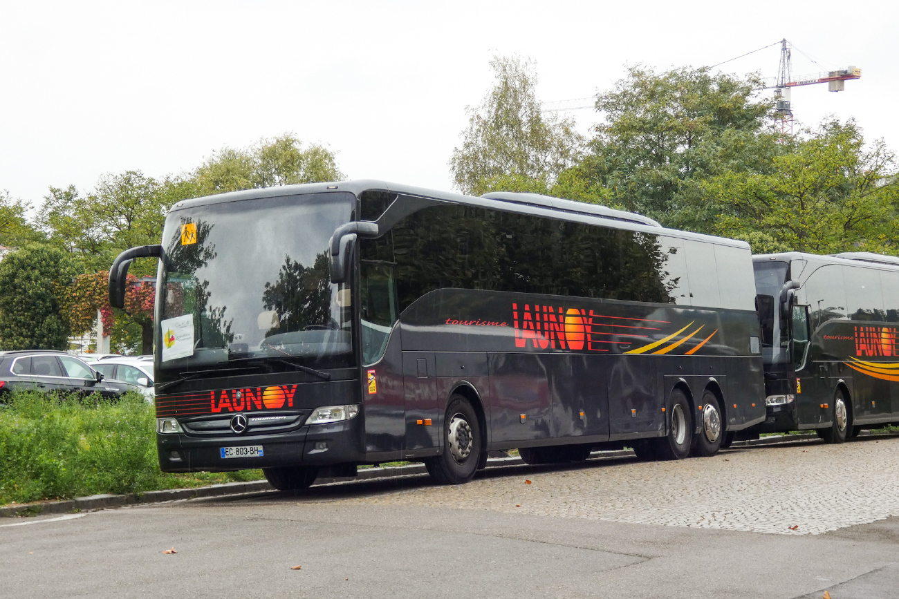 Épinal, Mercedes-Benz Tourismo 17RHD-II L nr. EC-803-BH; Offenburg — Busse zur Chrysanthema Lahr