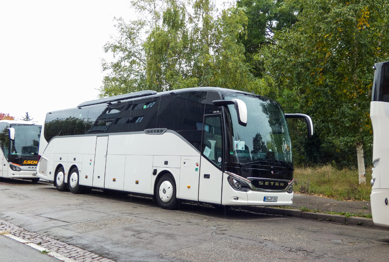 Bad Homburg vor der Höhe, Setra S516HD/3 Facelift # HG-GR 261; Lahr/Schwarzwald — Busse zur Chrysanthema Lahr