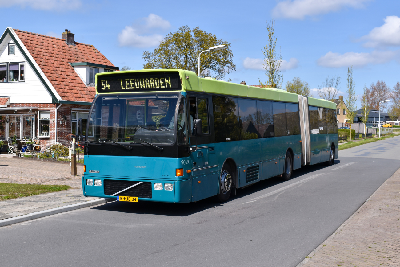 Leeuwarden, Berkhof Europa 2000A Duvedec # 9069