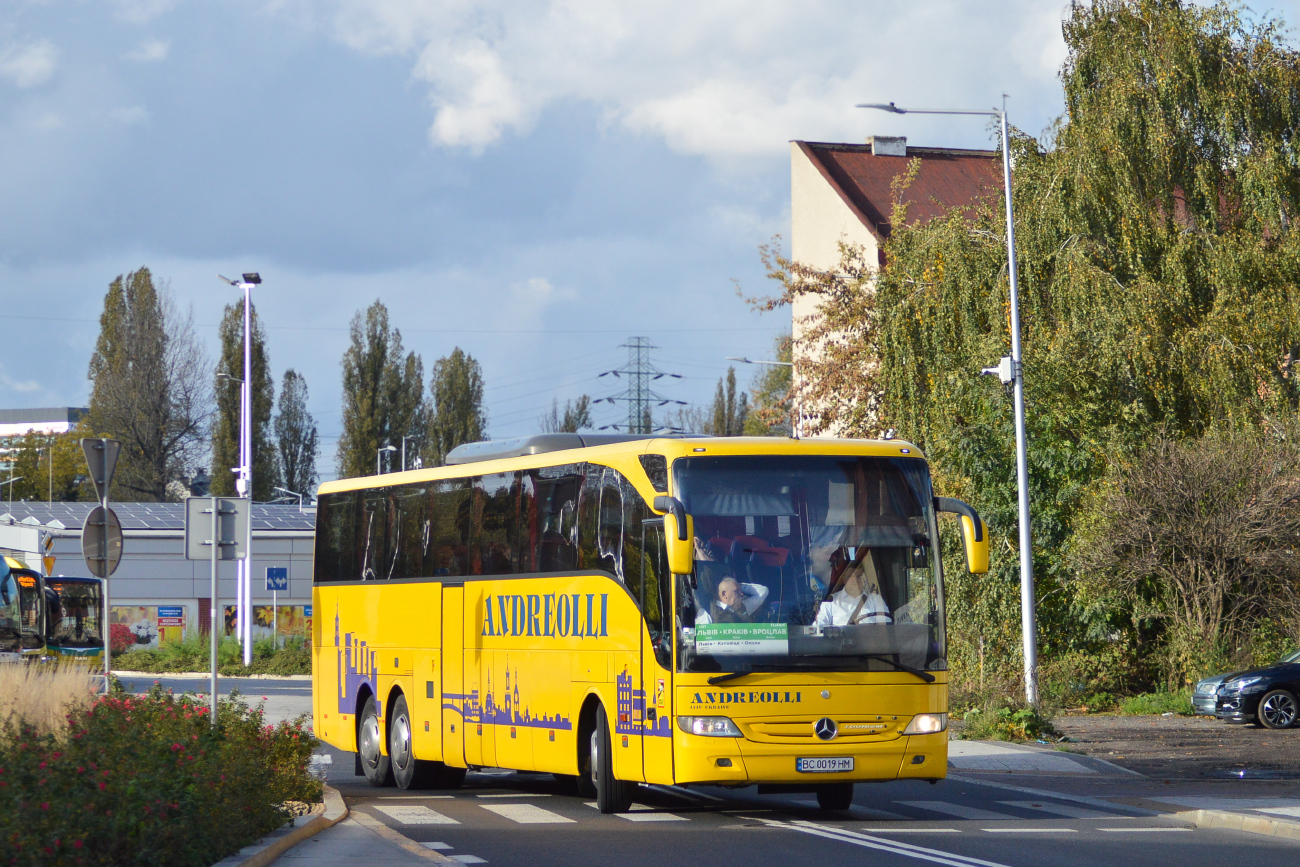 Львов, Mercedes-Benz Tourismo 17RHD-II L № ВС 0019 НМ