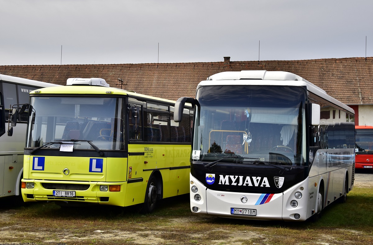 Myjava, Irisbus Evadys H 12M # MY-071BM; Prostějov, Karosa C955.1071 Récréo # 2TI 8816