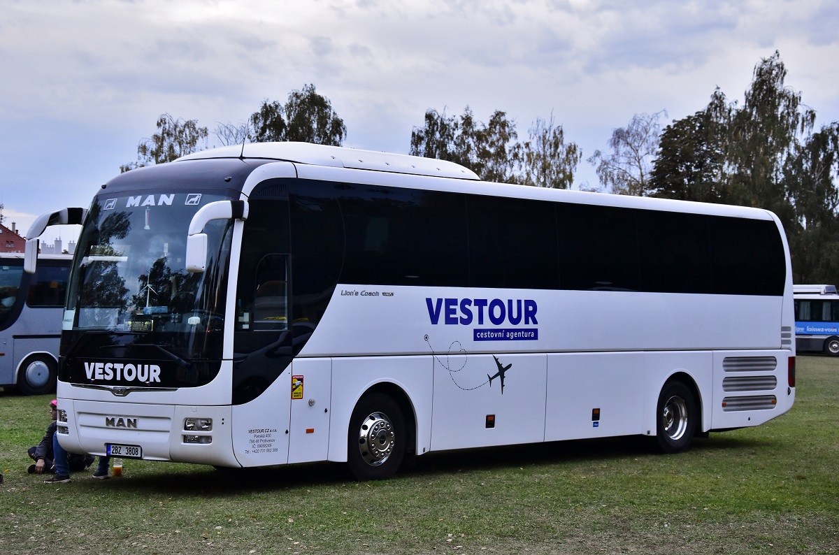 Olomouc, MAN R07 Lion's Coach RHC444 # 2BZ 3808