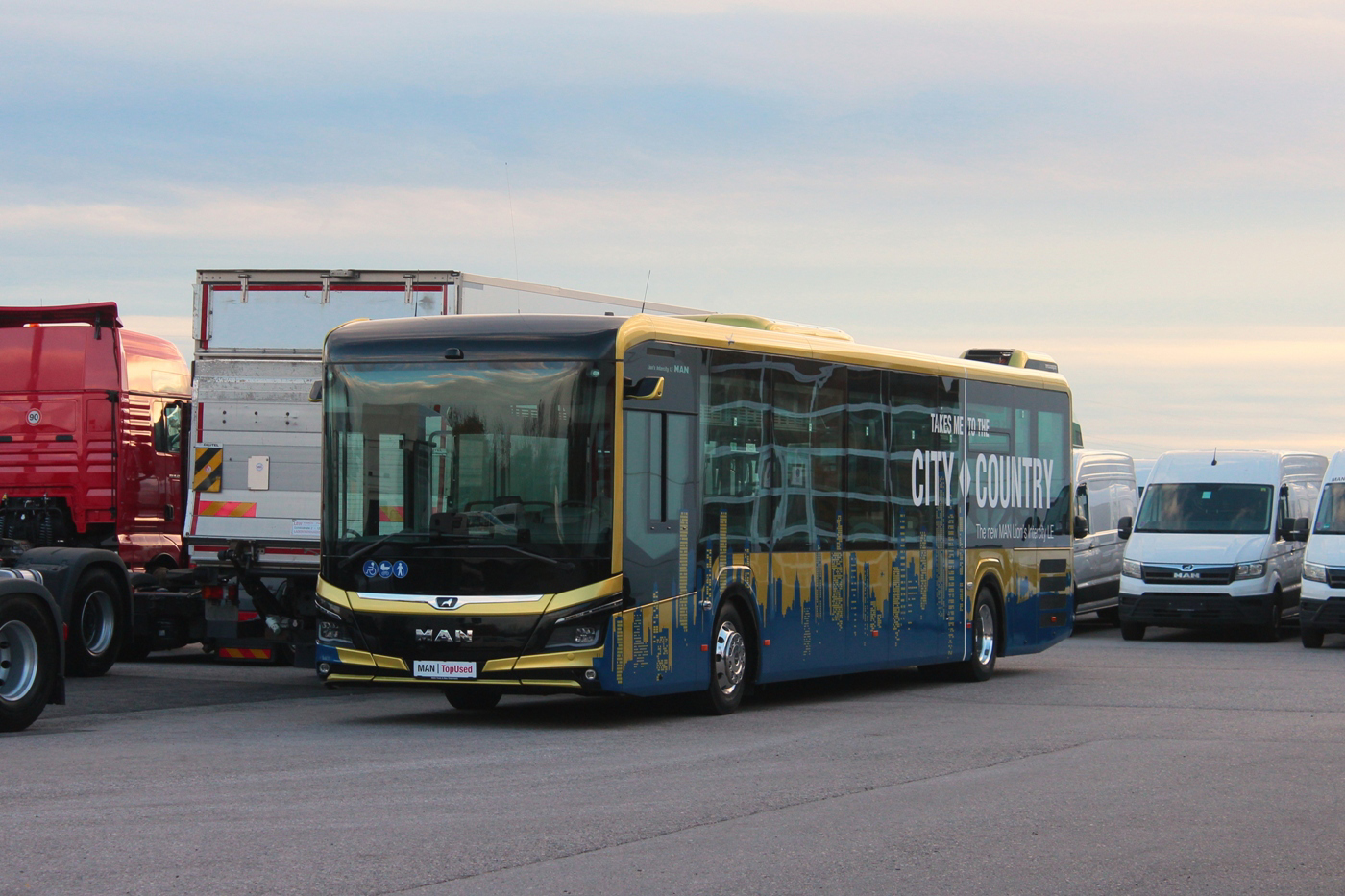 Wien, MAN 43C Lion's Intercity Ü LE360 EfficientHybrid # MAN TopUsed