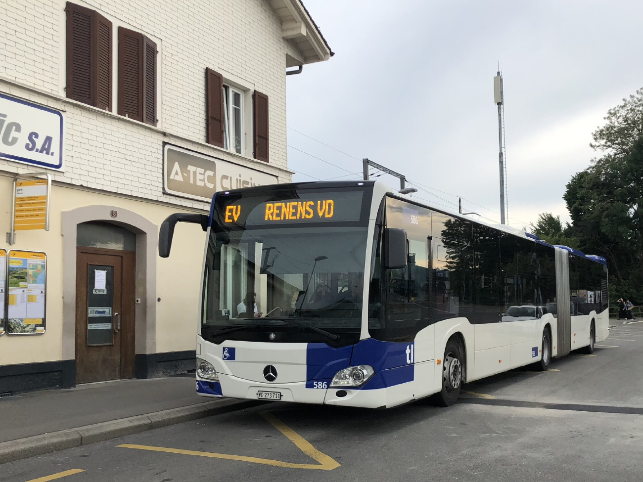 Lausanne, Mercedes-Benz Citaro C2 G # 586