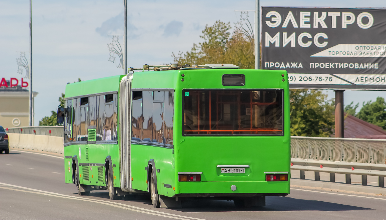 Барановичи, МАЗ-105.465 № 11720