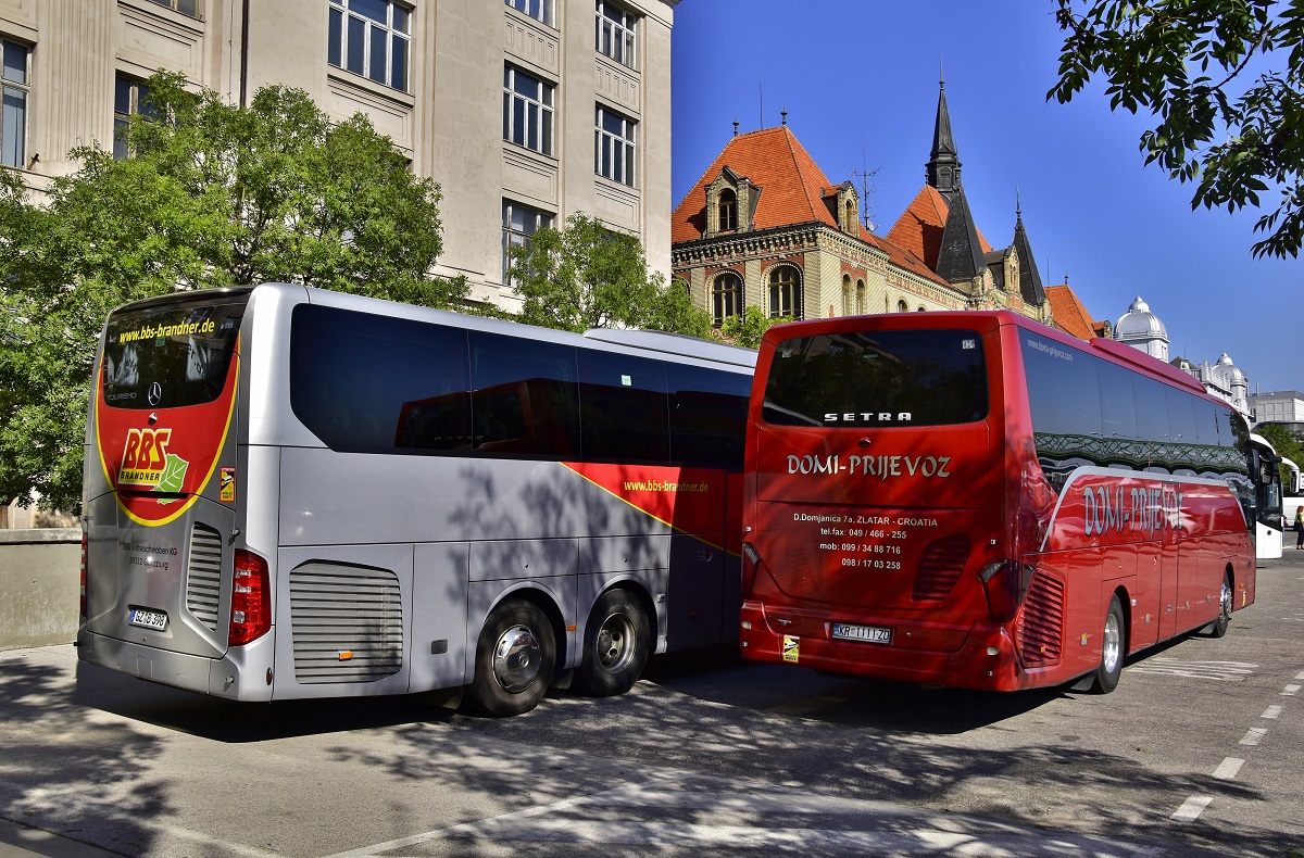 Günzburg, Mercedes-Benz Tourismo 17RHD-III L č. GZ-B 398; Krapina, Setra S515HD č. KR 1111-ZD