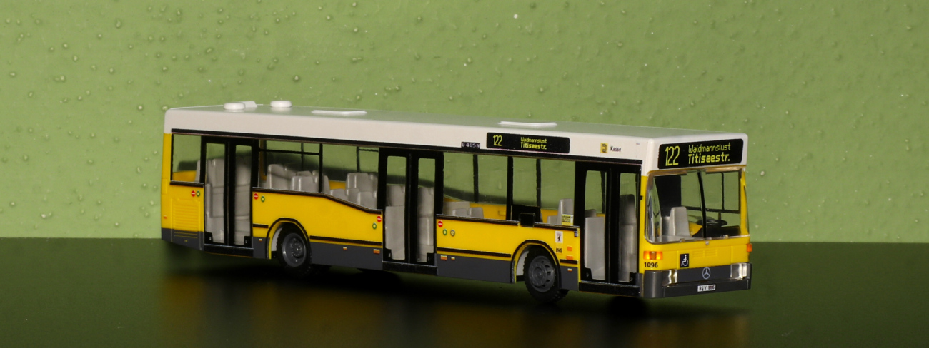 Berlin, Mercedes-Benz O405N2 nr. 1096; Bus models