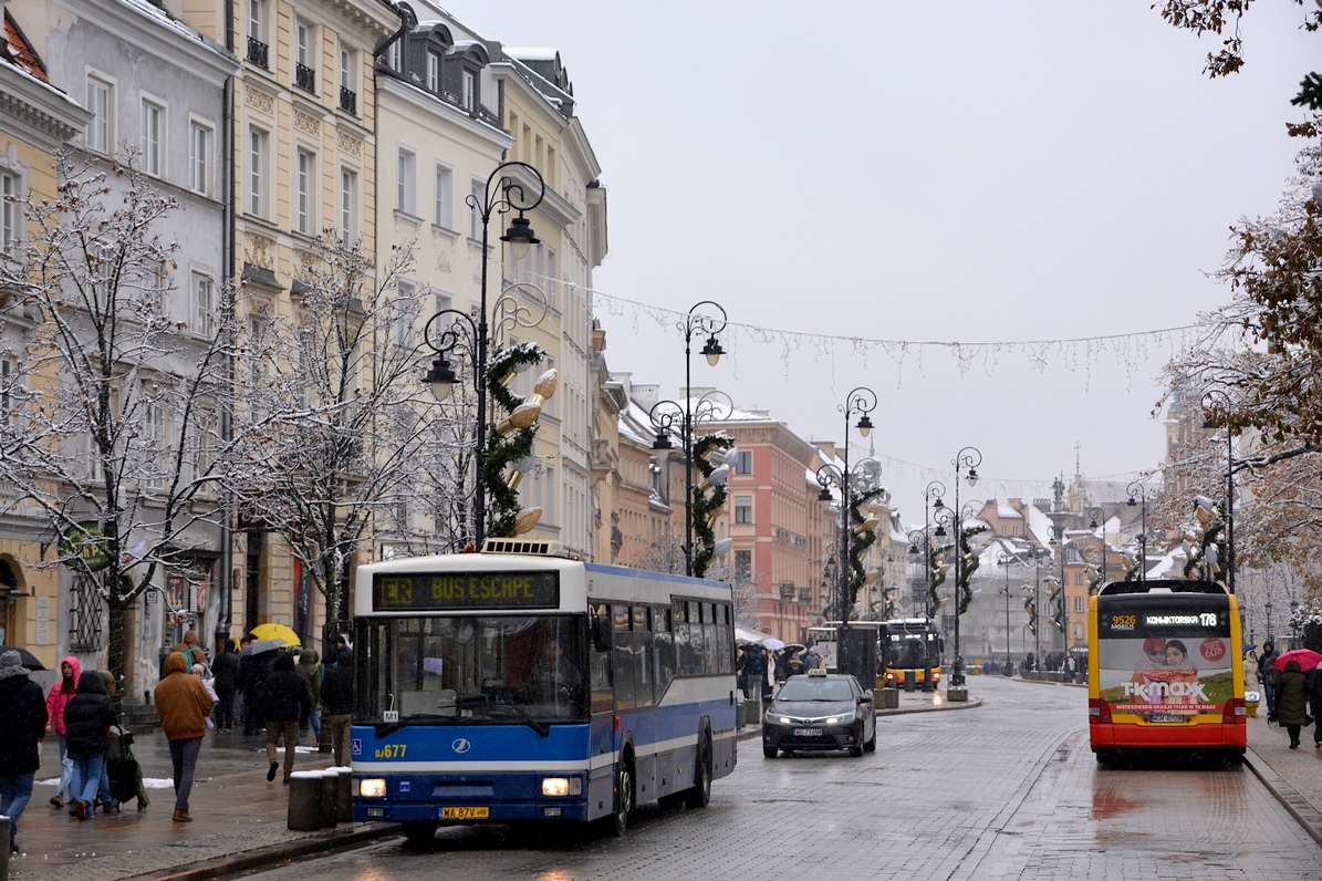 Warsaw, Jelcz M121MB # DJ677; Warsaw, MAN A37 Lion's City NL253 Hybrid # 9526