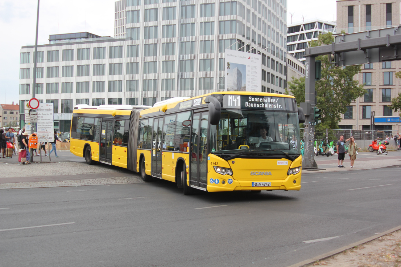Berlin, Scania Citywide LFA # 4742