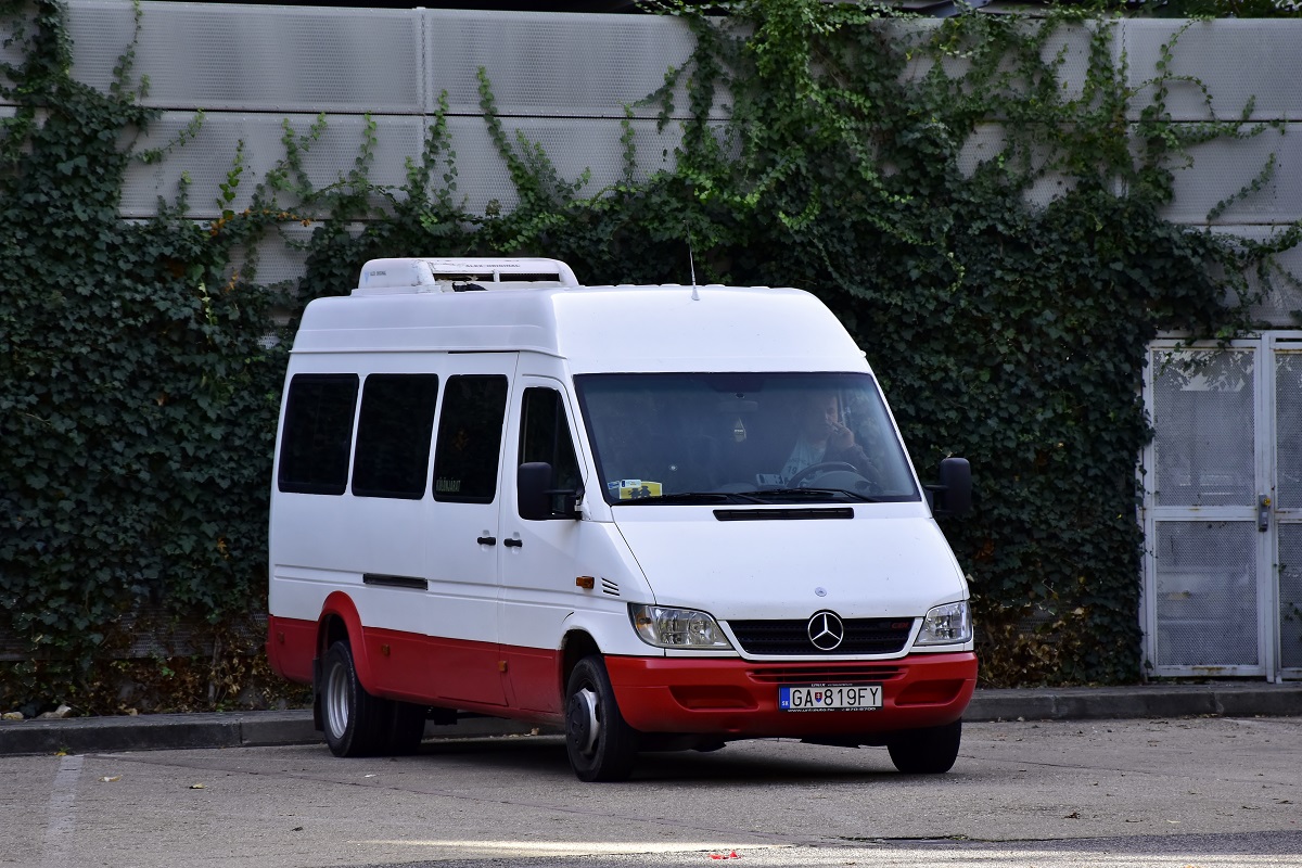 Galanta, Mercedes-Benz Sprinter č. GA-819FY